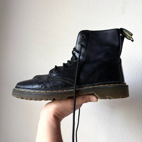 Dr. Martens Black Leather Combat Boots Men\'s 9 Shoes Distressed